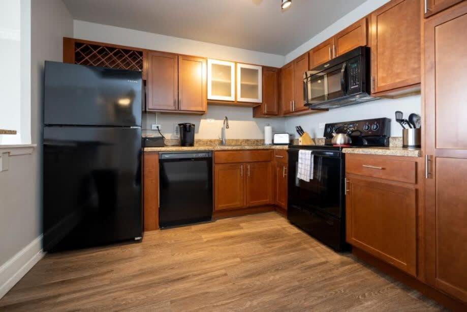 Cozysuites 800 Tower 2br With Gym! 35 Apartment