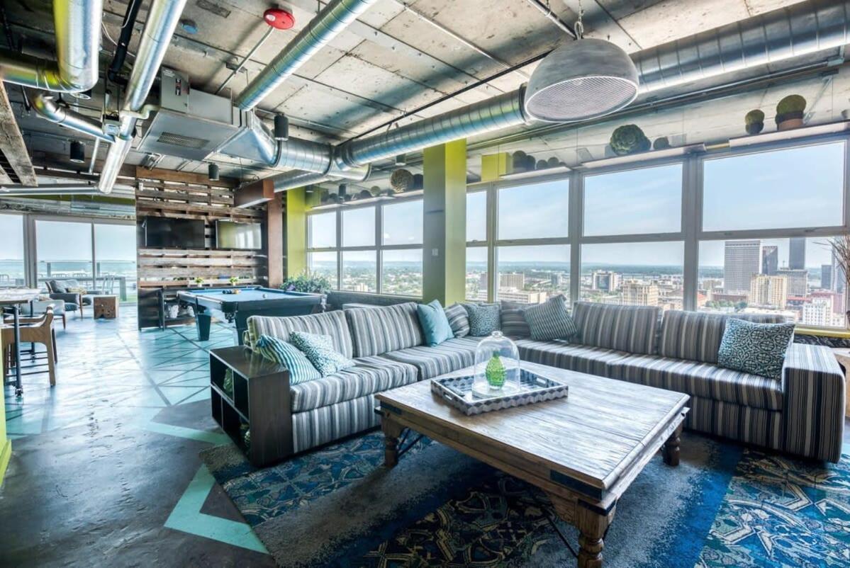 Cozysuites 800 Tower 2br With Gym! 35 Apartment Louisville